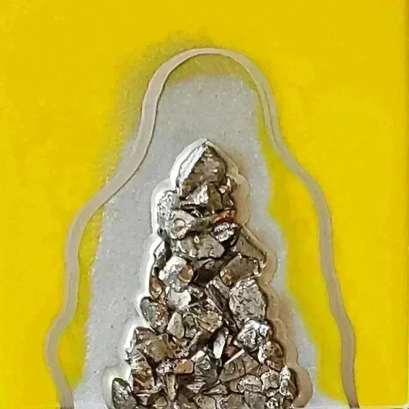 "Pure Joy" Resin Geode on Wood Panel - Picture 2 of 2